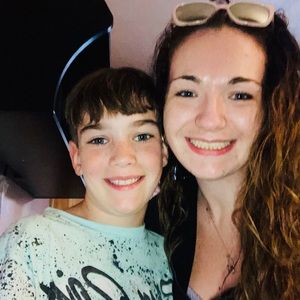 Hey there! 😊 I’m Leeza and I’m from Pittsburgh! Welcome  to my store!